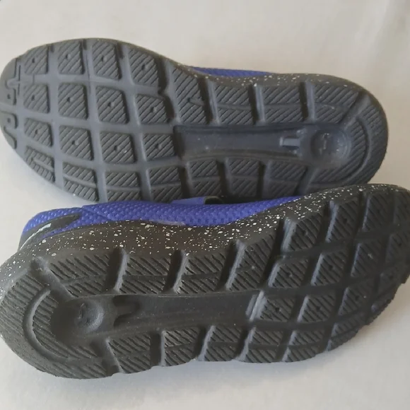 Under Armour Kids Royal Blue Sneakers - Picture 4 of 6
